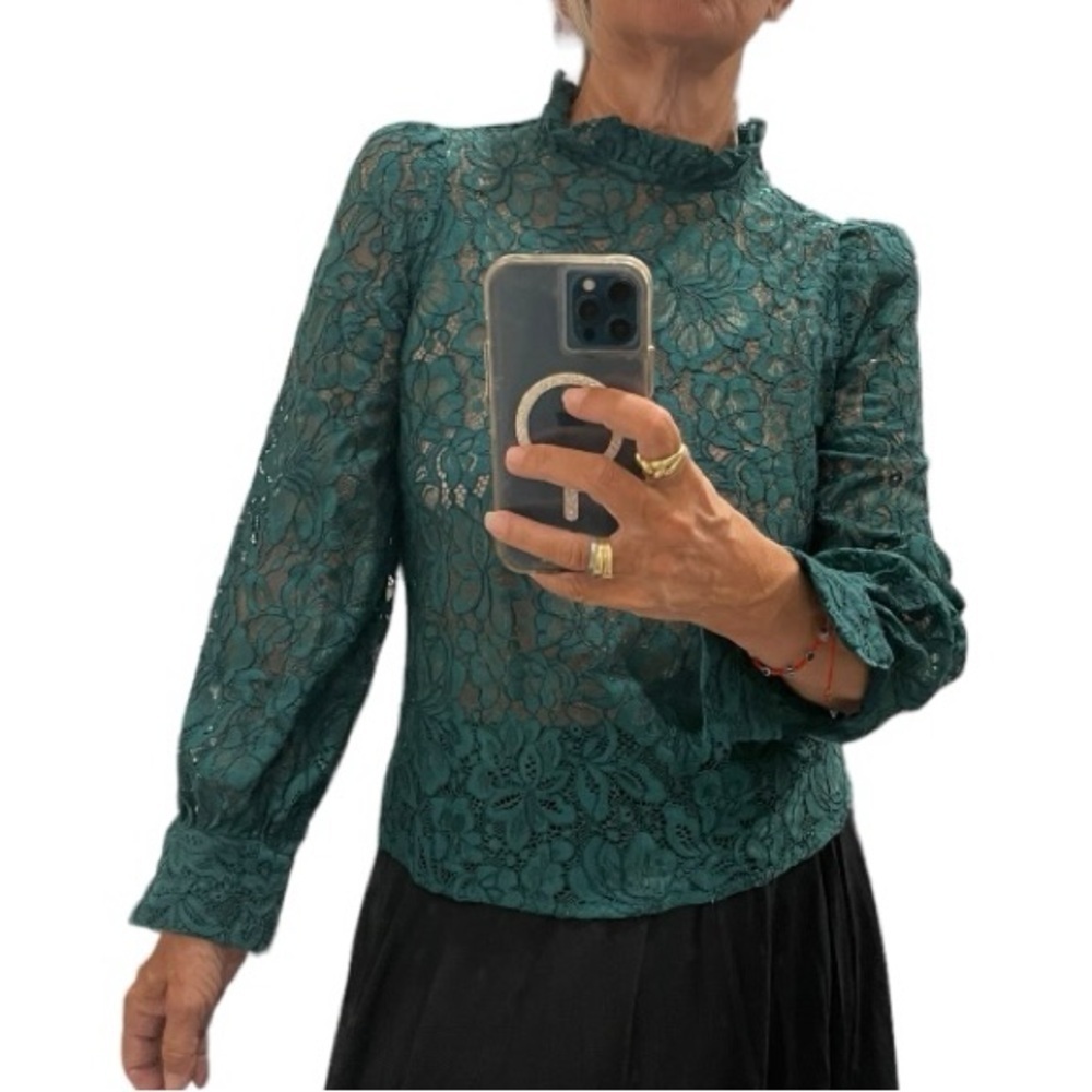 Yumi Kim Green Lace Long Sleeve Blouse Top.Size S